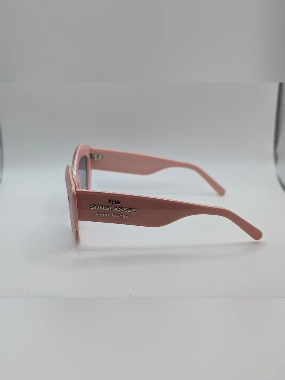 NWT Marc Jacobs Pink Cat Eye The Sunglasses Thick Acetate Frame Case Included